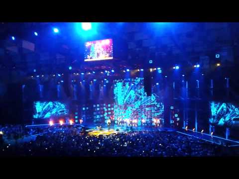 Adam Lambert - Ghost Town live EMA 2015 ESKA MUSIC AWARDS