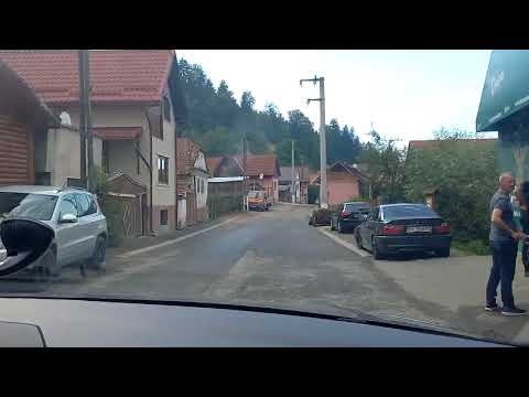 urcare pe dealurile din holbav