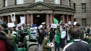 preview picture of video 'Arriving at City Hall for MLS Rally'