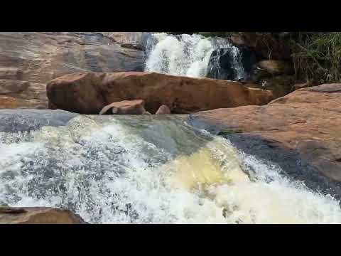 Visitei essa cachoeira,SANTA EFIGÊNIA DE MINAS 