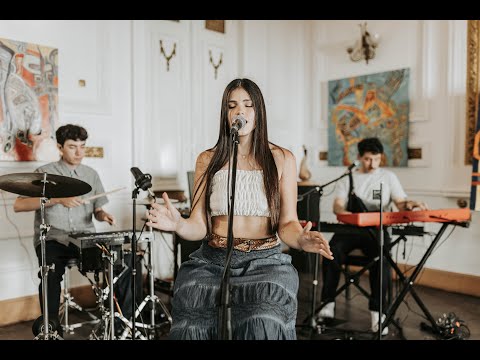 Valen Alegre - EL RAMO (Sesión en vivo) - Galería