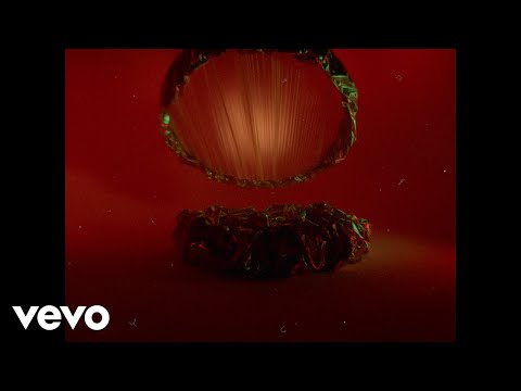 Danna Paola, Mau y Ricky - Cachito (Lyric Video)