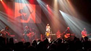 Kevin Costner &amp; Modern West tour 2011 - Indian Summer &amp; Find That Girl