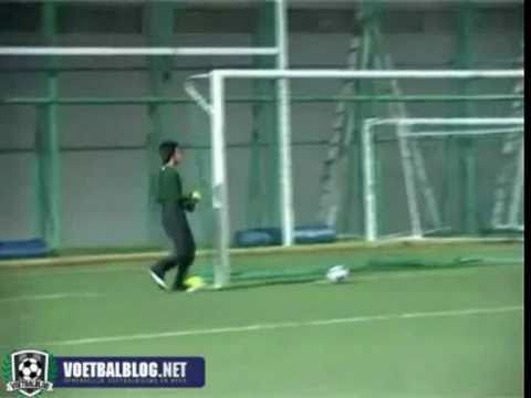 zaalvoetbal TV(weer een dommmmme keeper)