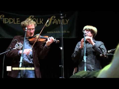 Fiddle Folk Family - Kerry Polka / Lott is doot / Denis Murphy's Polka [Irish folk polkas]
