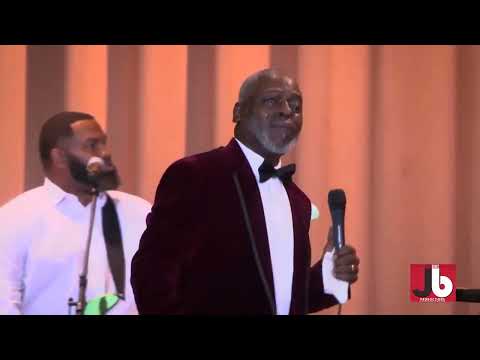 Lee Williams Son (CC Williams) and The Spiritual QC's - I Can't Give Up - I Hear Our Fathers' Faith!