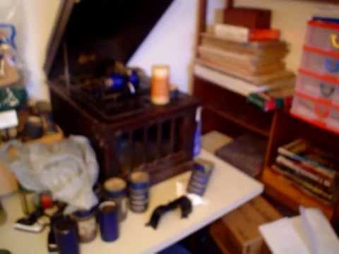 LISTEN TO THE MOCKINGBIRD