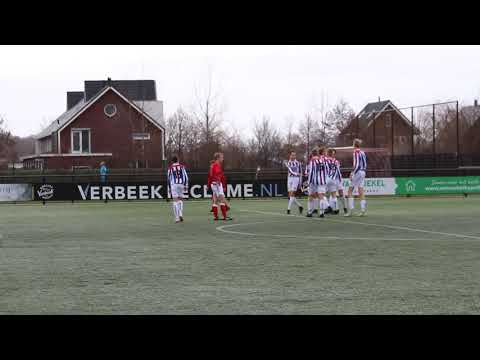 1e doelpunt Renswoude jo17-1 vs ASC Nieuwlandjo17-1 op 8-12-2018
