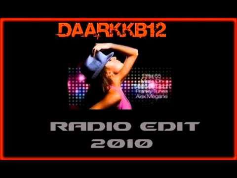 PAPANAMERICANO - YOLANDA BE COOL vs DCUP-WE NO (RADIO EDIT)