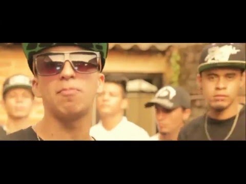 TOSER ONE - AQUÍ HAY DE TOCHO FT. MARRIRRI, PAPADIPIES & ANGUZ (VIDEO OFICIAL)