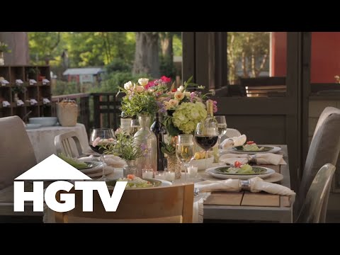 10 Outdoor Dinner Party Tips | HGTV