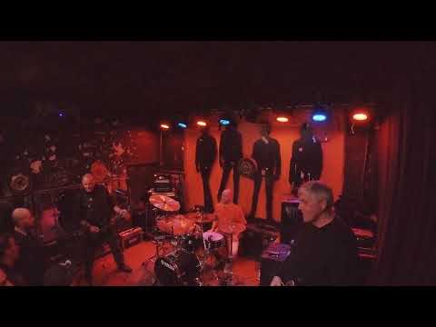 Seven Minutes Of Nausea