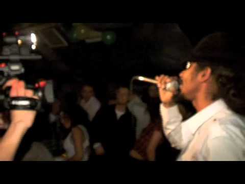 Mr.Williamz performing live in Hamburg, Germany (may 2010)