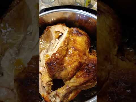 Chicken bone broth in the Instant Pot using a...