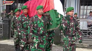Download lagu PEMAKAMAN MILITER SERDA SANDY YUDHA SURYO GURETNO ANGGOTA DISJAS TNI AD mp3