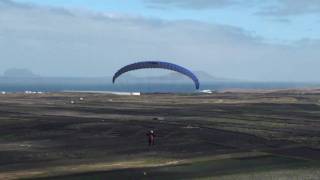 preview picture of video 'Paragliding Lanzarote Mix'