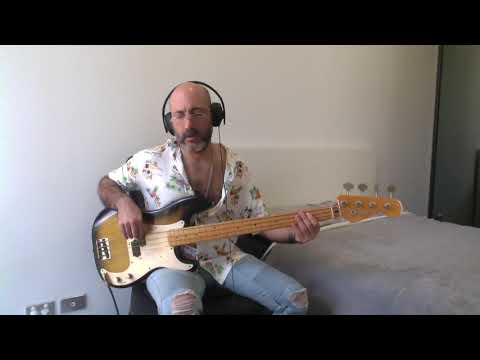 The messenger - A New Funky Generation. Cafe del Mar (bass cover)