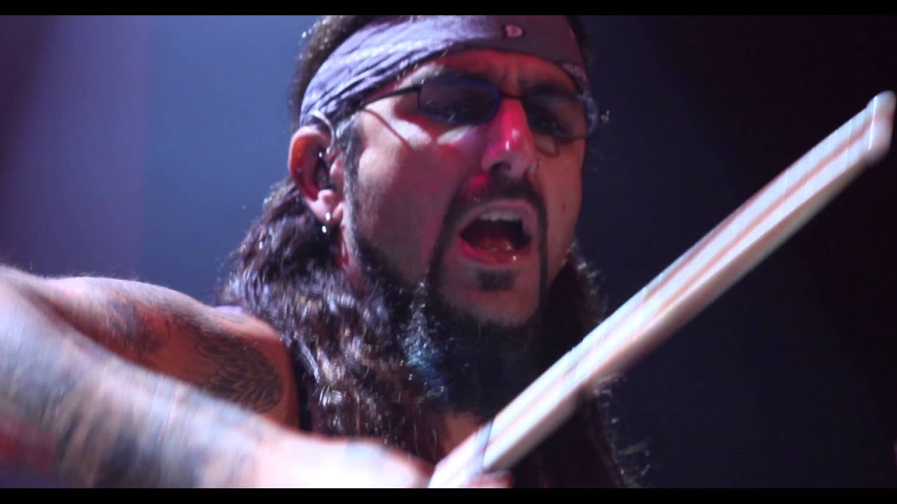 The Winery Dogs - Captain Love (Official Music Video) - YouTube