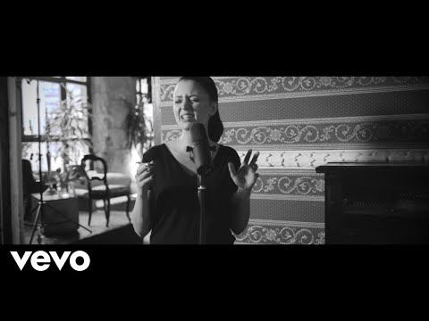 Zwischen Himmel Und Hölle - Sotiria