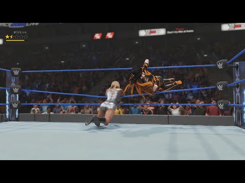 Amaya v Trish Stratus - WWE 2K19