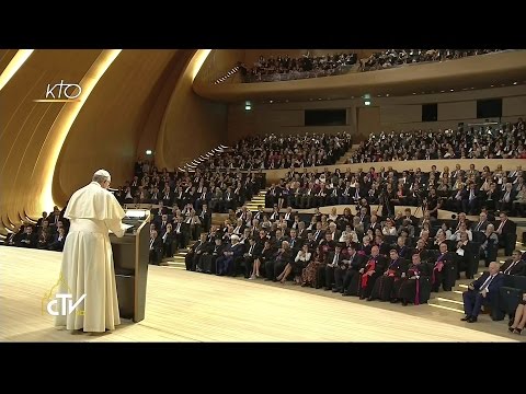 Le Pape François rencontre les autorités azéries