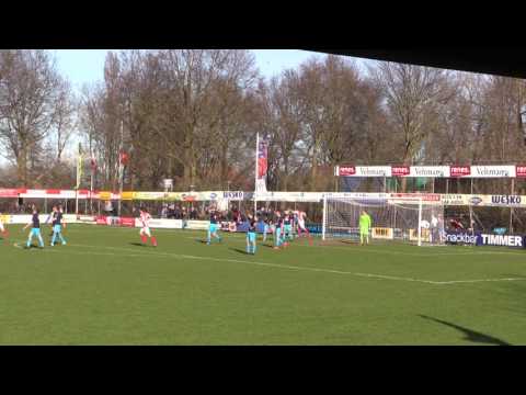 Jelle van Putten schiet diep in blessuretijd raak: 2-1