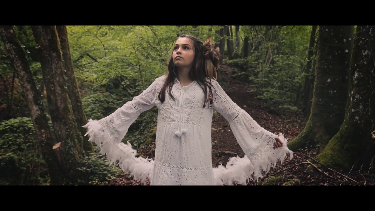 Jean Pascal Boffo & Alessia Wood "Cuckoon"