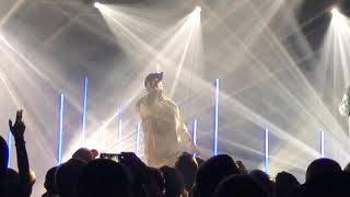 BRASSENS CLIP MEDINE AUX DOCKS