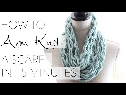 How to Arm Knit a Single Wrap Infinity Scarf in 20 Minutes with Simply Maggie