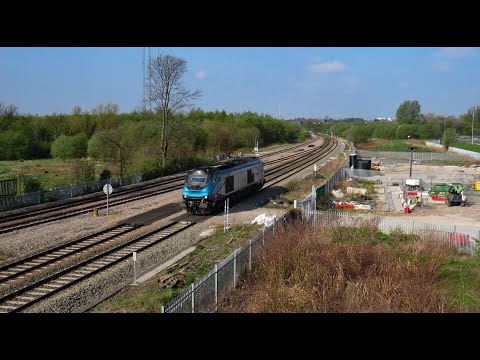 DRS Class 68 No. 68026 on 0P68 Longsight - York @ Ashton Moss on 17.04.2020 - HD