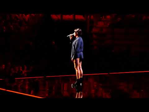 Mia Skäringer - Running Up That Hill (A Deal With God) - cover Kate Bush