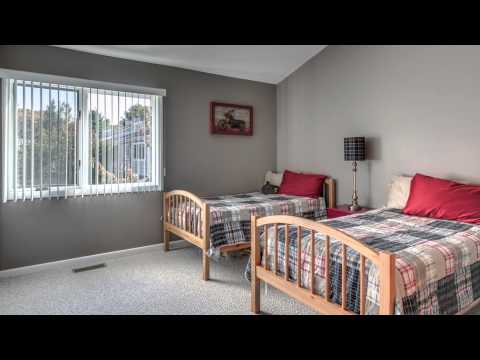 202 Pine Brook Drive, Peabody MA - Ellen Crawford - Tel 617-599-8090