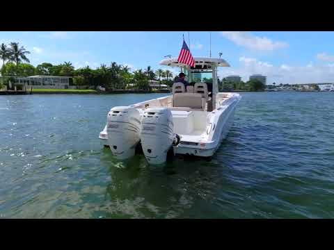 2017 Boston Whaler 330 Outrage Video