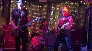 The Hippriests - "Sex Beat" (Gun Club) LIVE @ King Lear's Throne, Brisbane, Australia 22/1/23