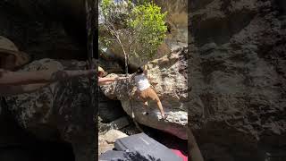 Video thumbnail of Só no Calcanha, V0. Cocalzinho de Goiás