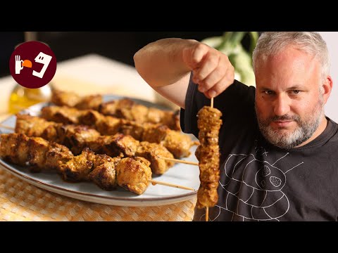 Cómo hacer los mejores PINCHOS MORUNOS caseros: receta SÚPER FÁCIL para BARBACOA o PLANCHA