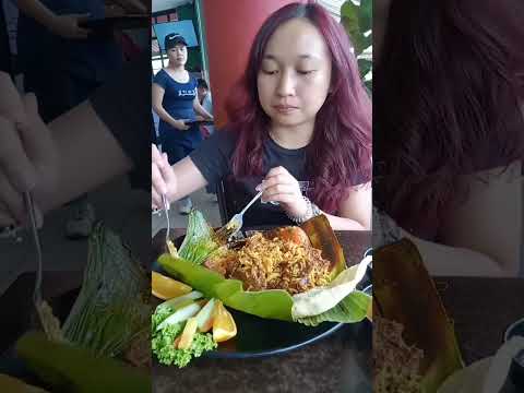 Berianie daging sapi...daun pisang...