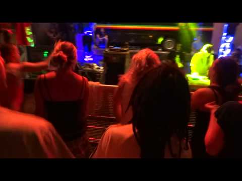 Reggaebus 2015 Jah Tubby's