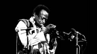 Miles Davis Quintet - Just Squeeze Me