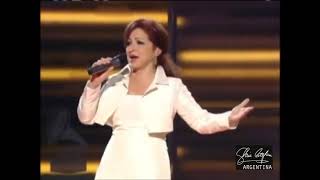 Gloria Estefan - Mi Tierra / Oye Mi Canto (Live at the 9th Annual Latin GRAMMYs)