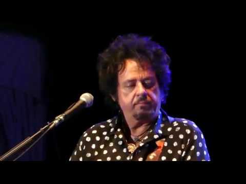 download lagu mp3 mp4 Steve Lukather Africa, download lagu Steve Lukather Africa gratis, unduh video klip Steve Lukather Africa