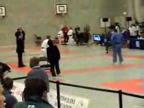 under 81kg fight at british open