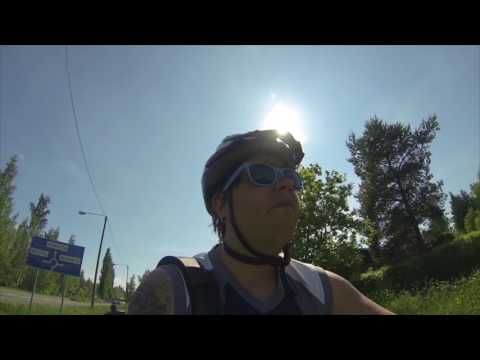 Pyöräilemässä kotio