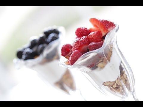 Beth's Homemade Granola Recipe | ENTERTAINING WITH BETH