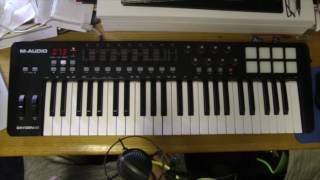 Video thumbnail for M Audio Oxygen 49 & Ableton Live Demo by Willy Eklof