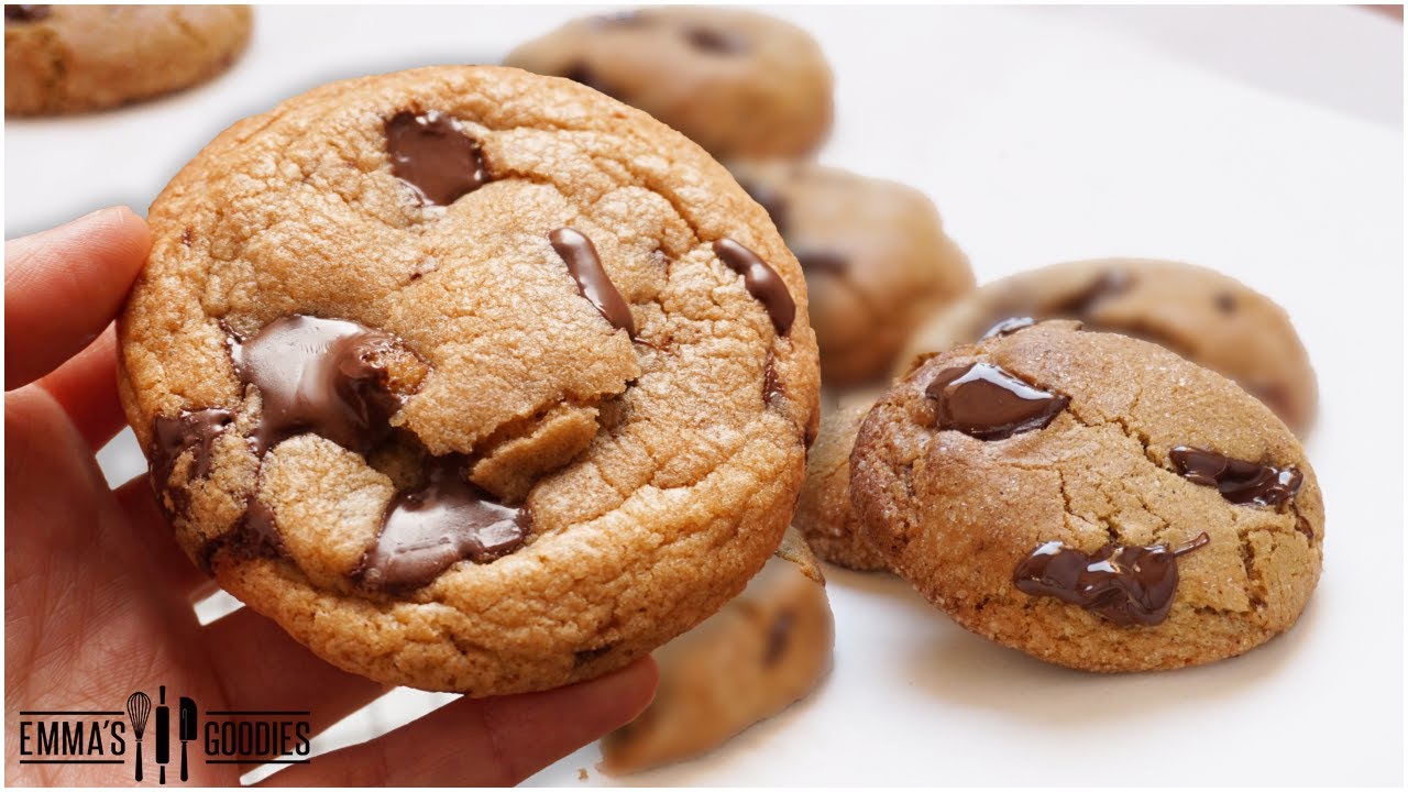 Perfect CHOCOLATE CHIP COOKIES Recipe! Chewy Inside - Crispy Edges! No chilling - No waiting!