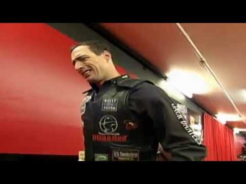 Scene of the Crash bucks Sean Willingham - 06 PBR Finals