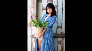 乃木坂46・与田祐希、18歳の美脚披露