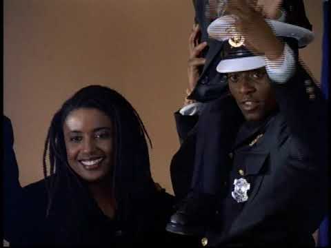 Trailer close-up: LL Cool J as 'God' under sodium lights; bassline insinuates control