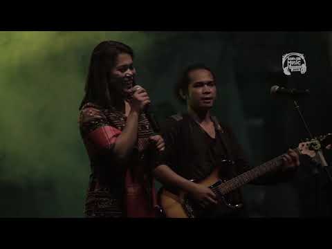 Jajabi ft. Molly Moores - Rade Do Au